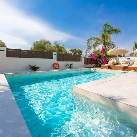 Infinity Ena * Kalamáki