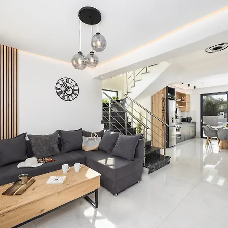 Infinity Ena Villa Kalamáki