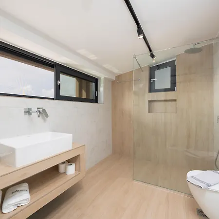 Infinity Ena * Kalamáki