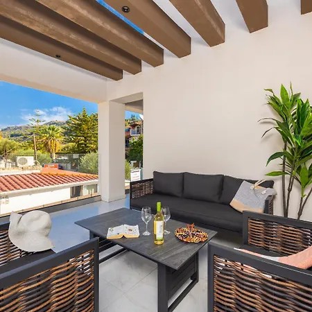 Villa Infinity Ena Kalamákion