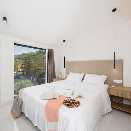 Villa Infinity Ena Kalamákion