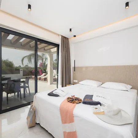 Villa Infinity Ena Kalamákion